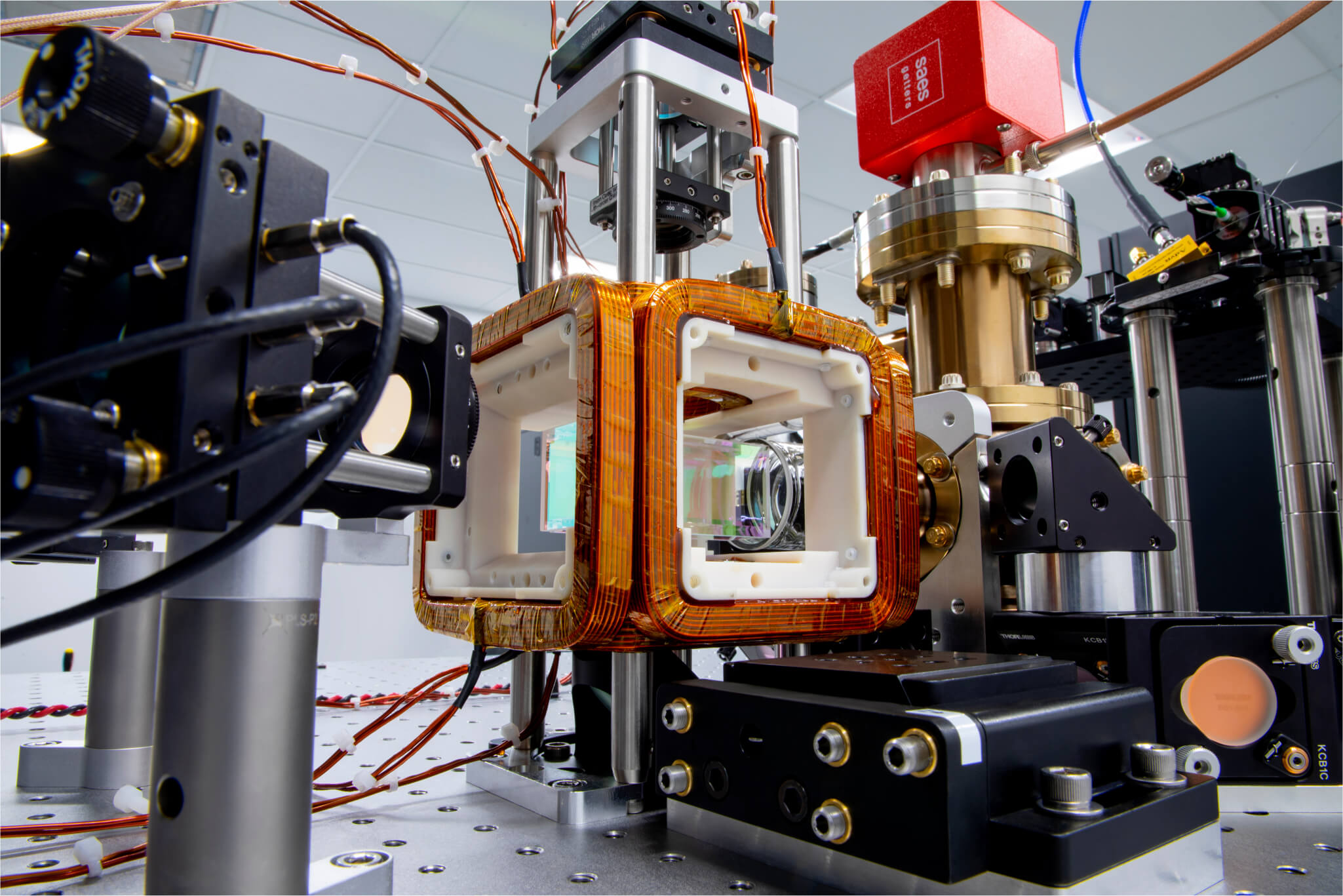 Neutral-atom experimental system